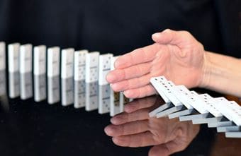 The Domino effect 340 x 221